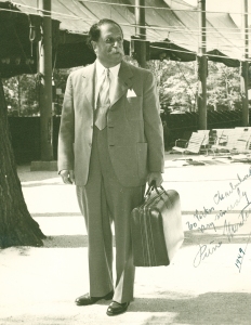 Monteux at the Ravinia Festival in August 1949 (image from the Victor Charbulak collection; Charbulak was a member of the Orchestra's violin section from 1922 utnil 1967)